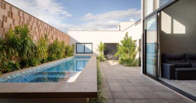 borda piscina elevada banco casa comtemporanea 209 m2 leogigioli arquitetos credito daniel santo 15 Vision Art NEWS