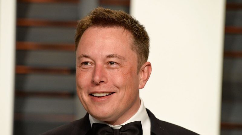 Elon Musk deve ganhar cinebiografia da A24 com diretor de A Baleia e Cisne Negro